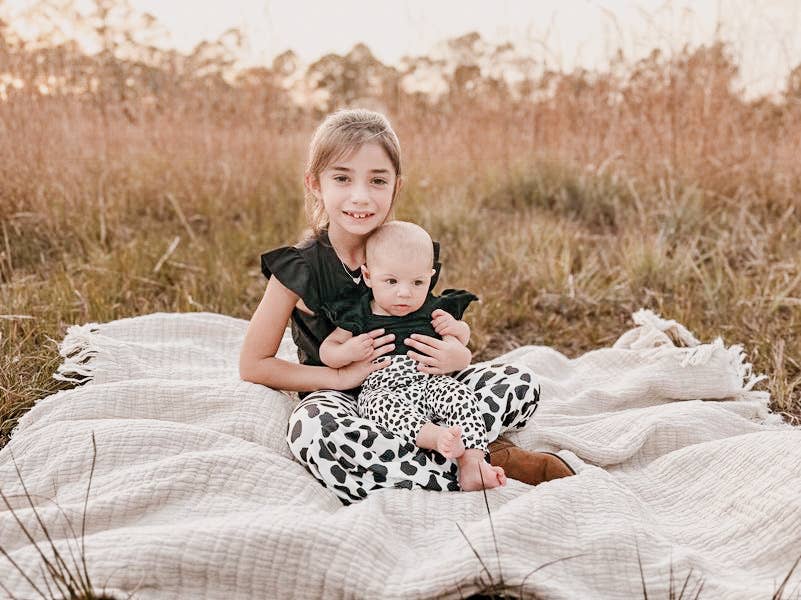 Cowgirl flares: 2/3T Bells